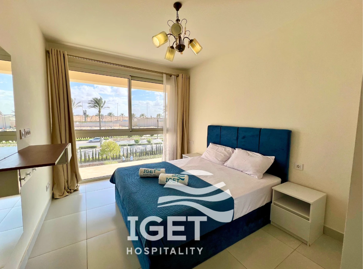 Stylish Studio with a Beautiful View in Marina Views